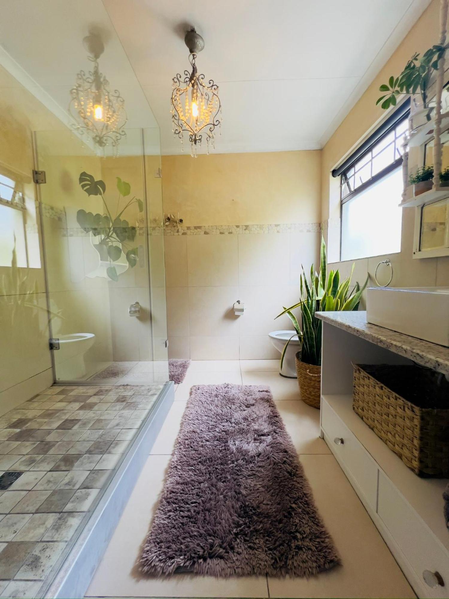 Art-Inspired Bedroom Close To Cbd Mossel Bay Bagian luar foto